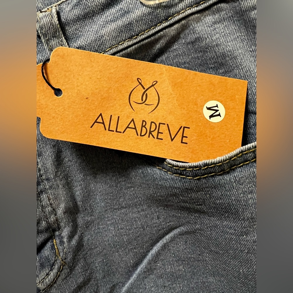 ***NWT*** Allabreve Ladies Jeans - Picture 3 of 7